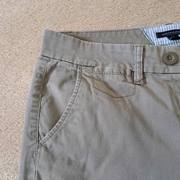 Tommy Hilfiger Cropped Pants Women's Size 14 Taupe Straight Leg Cotton Capri - Picture 3 of 15
